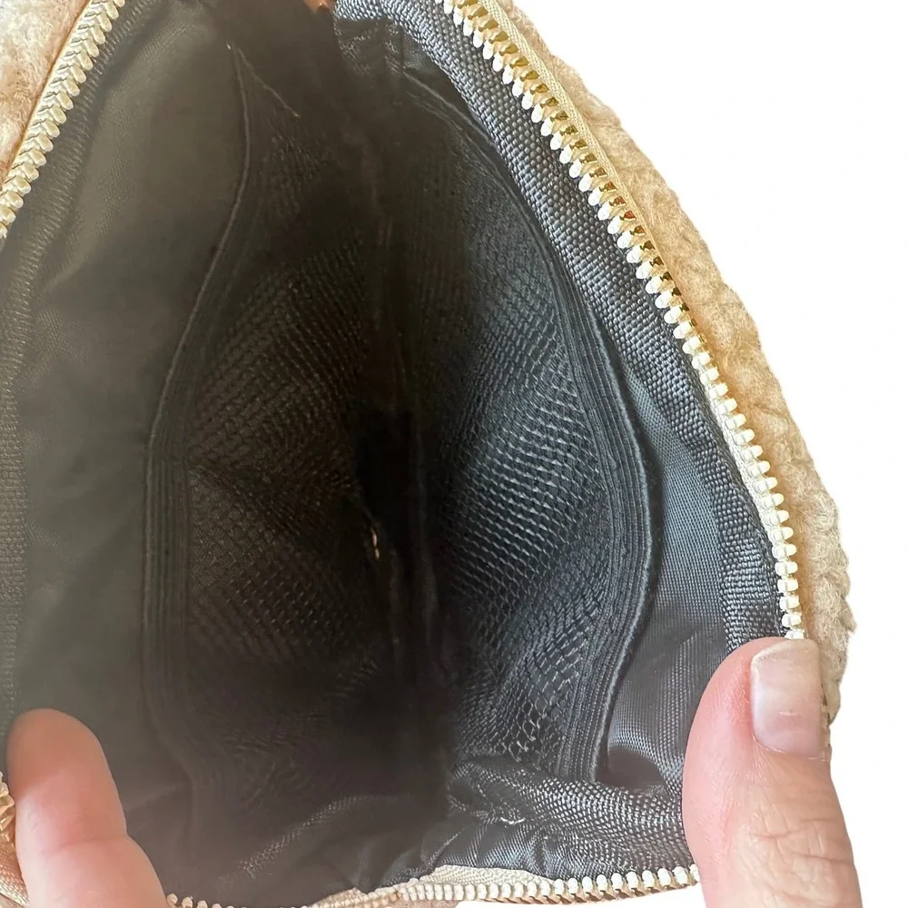 NEW Boutique Sherpa Teddy Fanny Pack Cream Crossbody Bag Zip Closure